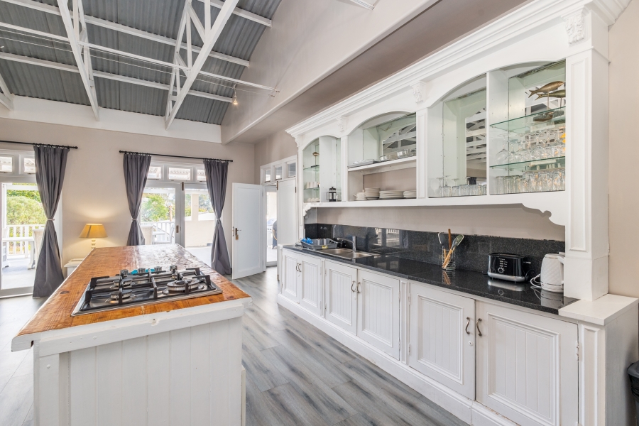 3 Bedroom Property for Sale in Keurboomstrand Western Cape